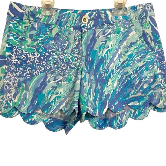 Lilly Pulitzer Buttercup Stretch Blue Haven Shorts with Scalloped Hem Size 4 - Picture 1 of 10